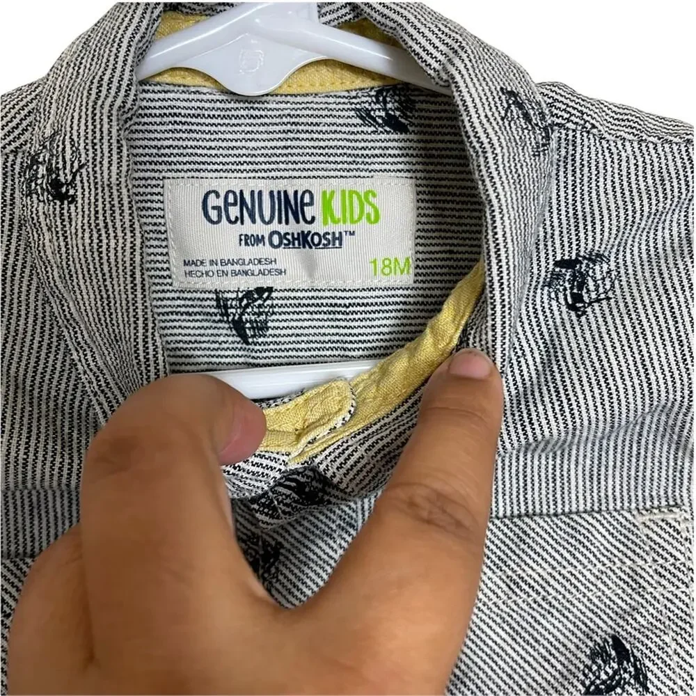 Genuine Kids by OshKosh Collared Button Front Striped Shirt Navy White Size 18 M